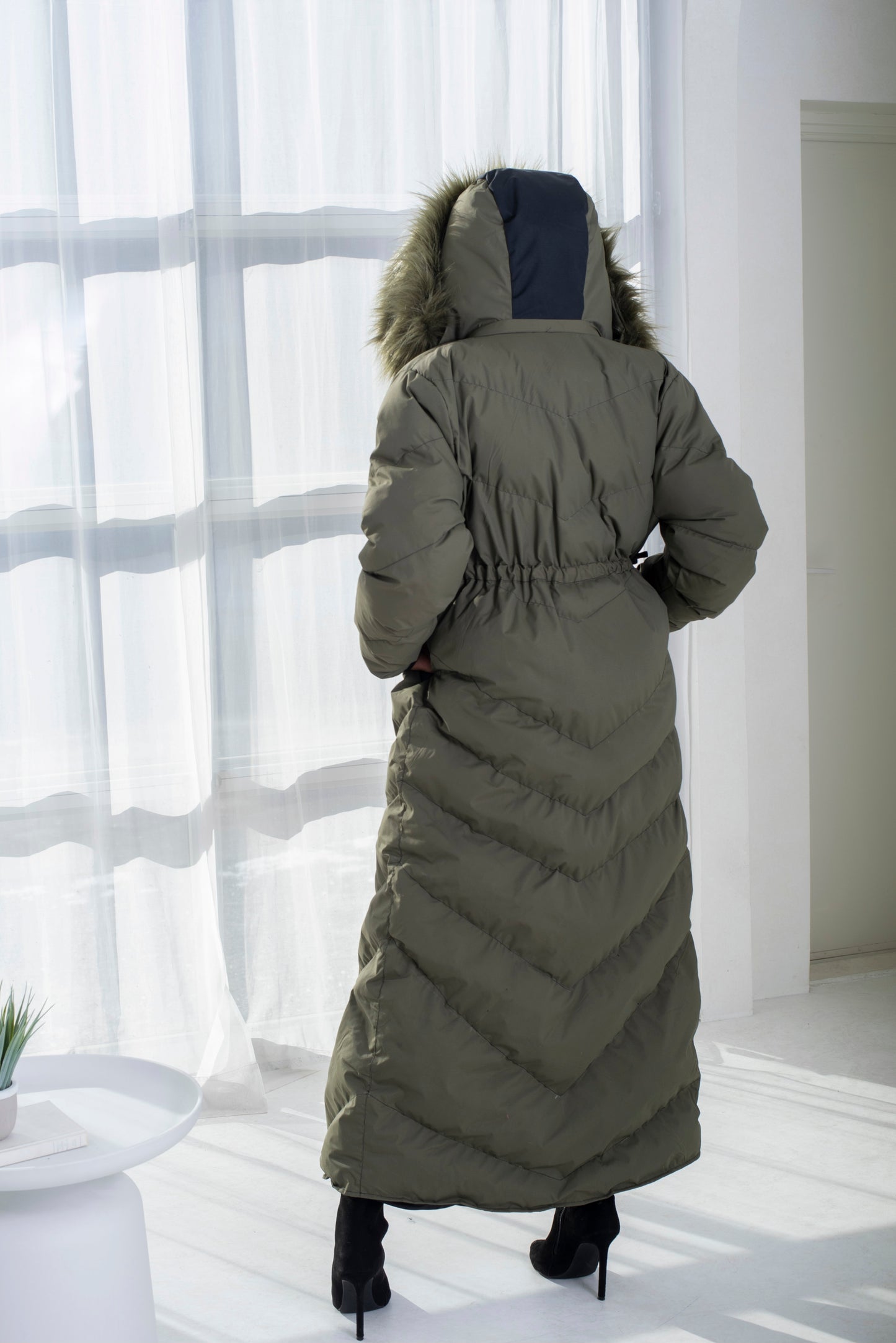 Maxi Puffer with Detatchable Hood